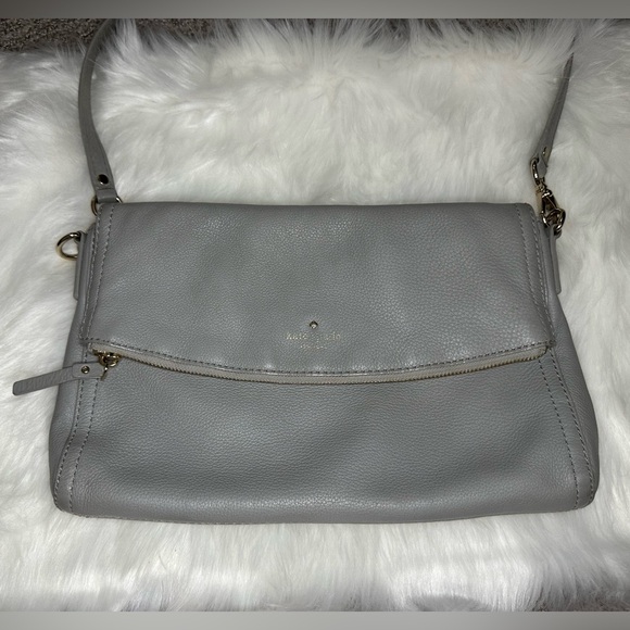 Kate Spade New York - Pebbled Grey Crossbody Bag - Picture 2 of 16